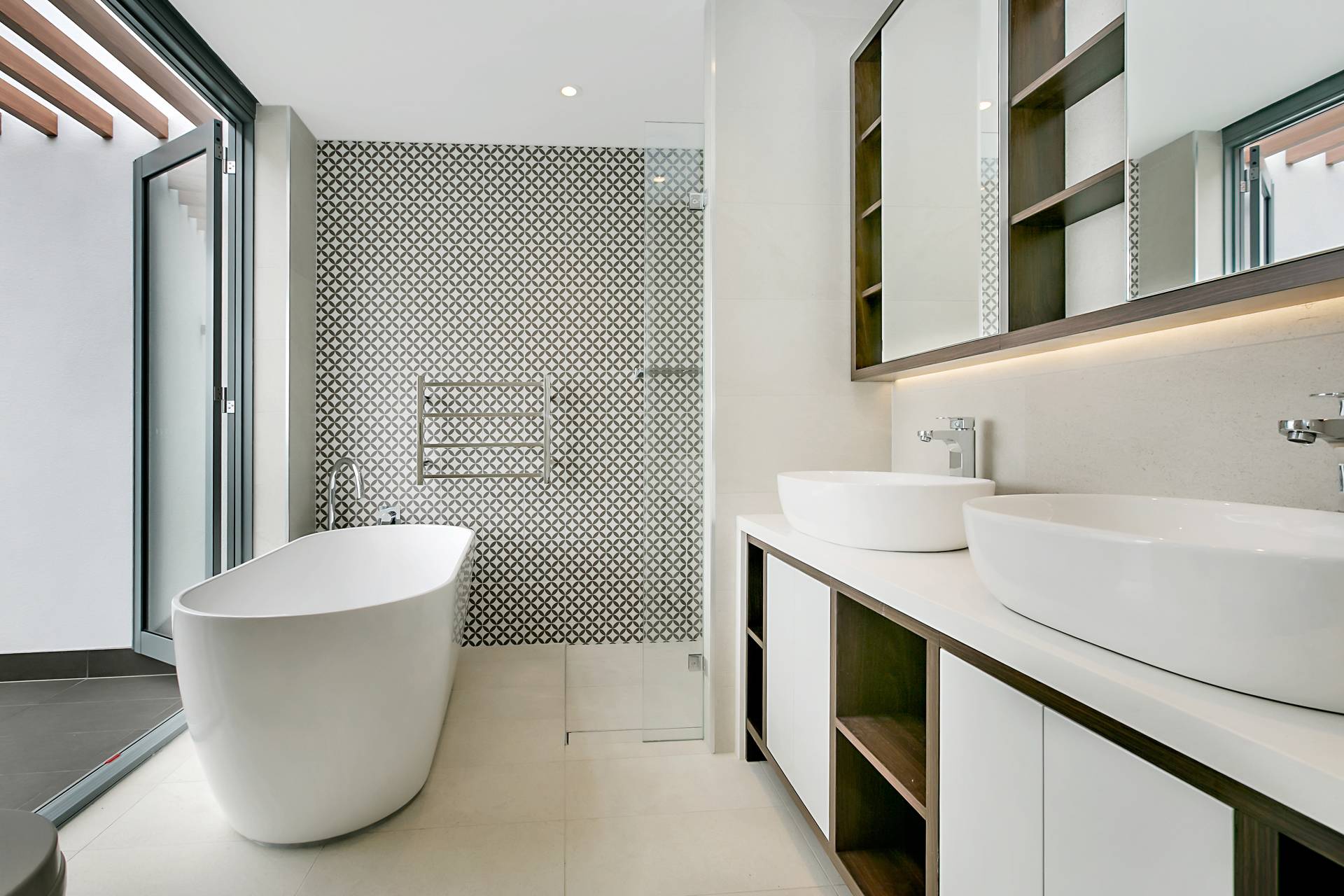 Luxurious Torrens Title Terrace in the heart of Rosebery Britton Real Estate