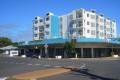 Spacious 2 bedroom unit, walking distance to the beach!