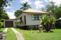 CHARMING QUEENSLANDER ~ HUGE YARD