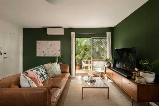 Private, Practical and Perfectly Positioned in Ascot 