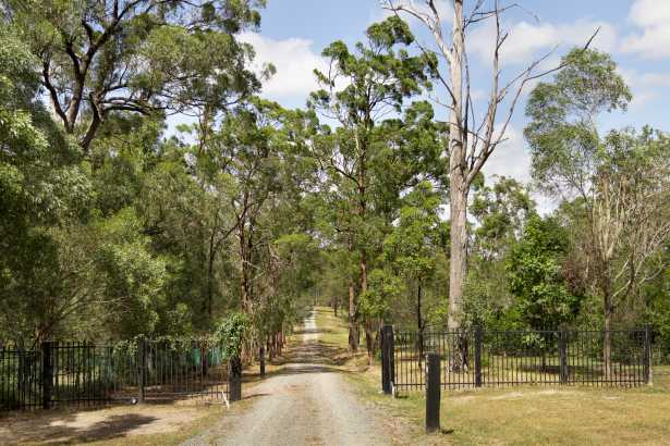 "Vaucluse Estate" – 82 Acres – Live the Lifestyle and Privacy