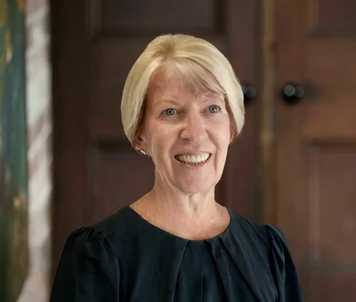 Naureen Monteith photo