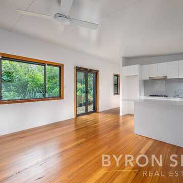 Lynette Oates testimonial image