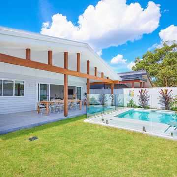 Karen Lidbury testimonial image