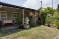 2 x 2 bedroom unit complex close to beachfront - Lifestyle & Investment
