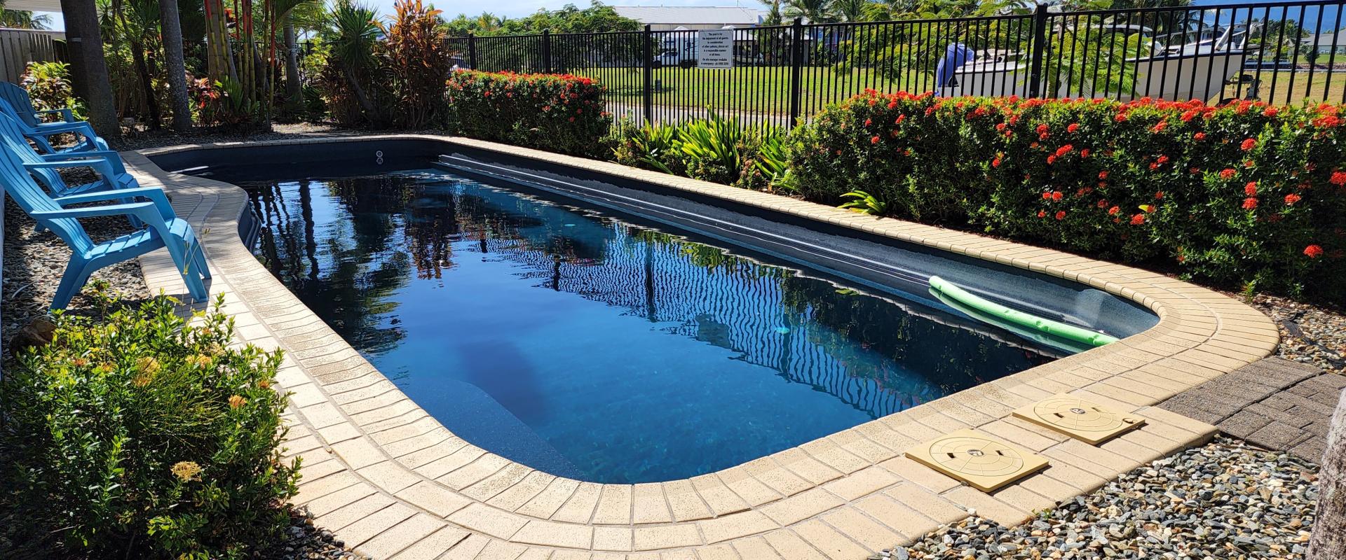 Cardwell & District Real Estate Spacious 2 bedroom apartment has a