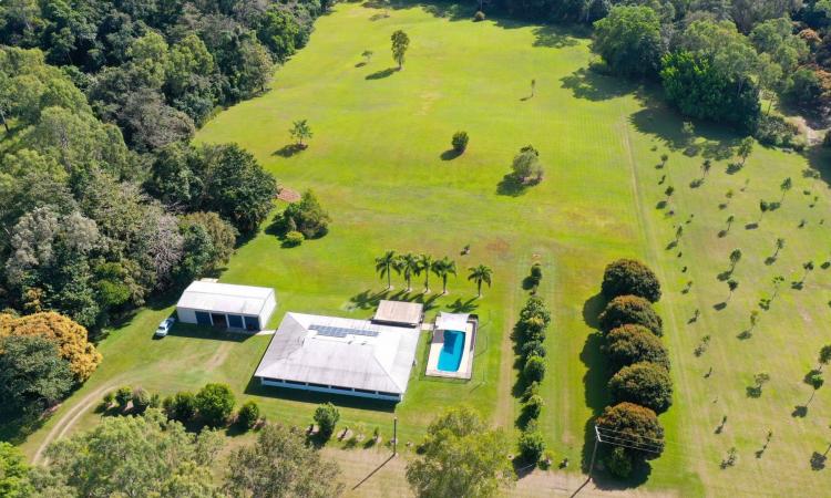 Dream Acreage Lifestyle Change near Cardwell North Queensland