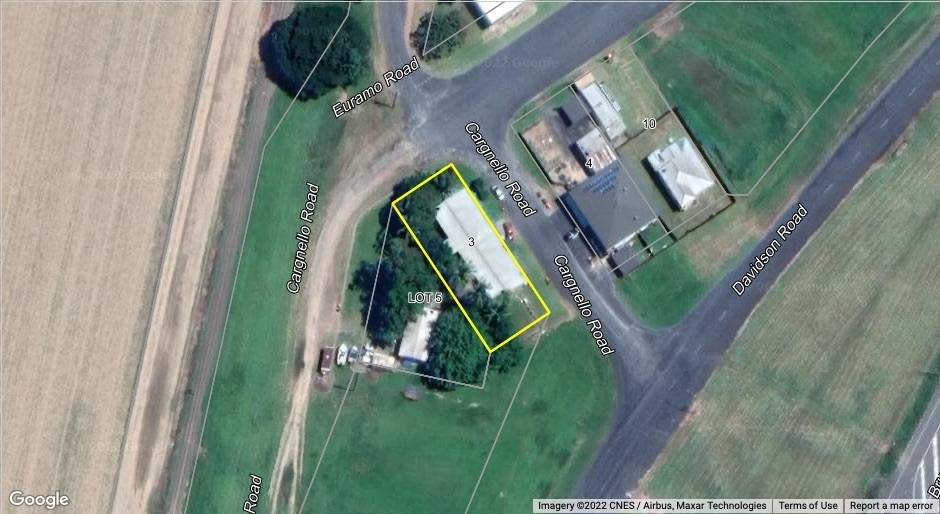 DUPLEX FOR SALE ONLY 250k Cardwell Real Estate