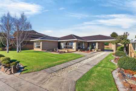 A North-Facing Home with Unforgettable Views