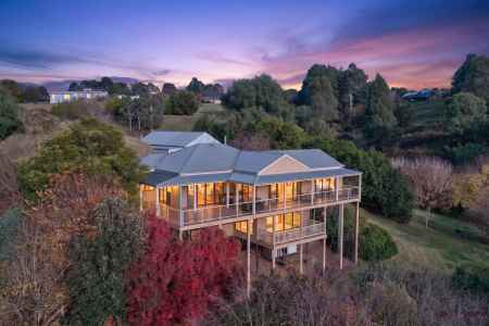 A One-of-a-Kind Retreat with Clifton Creek Frontage