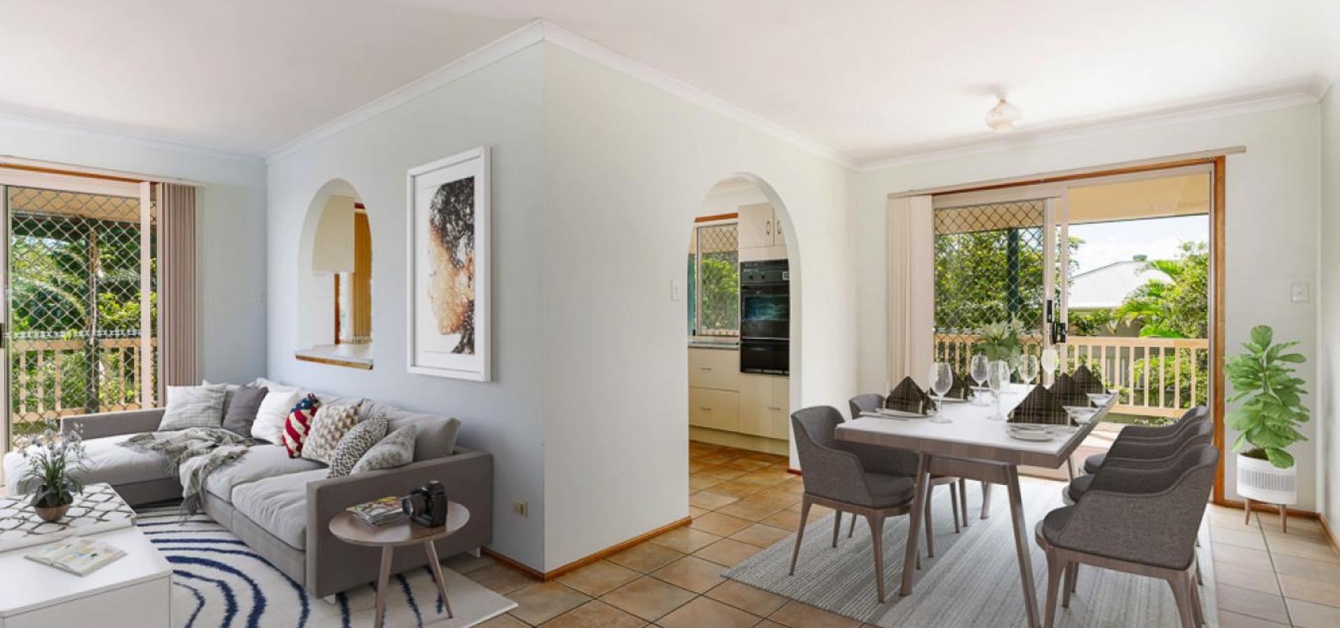 SOLID BRICK FAMILY HOME ON LARGE RESIDENTIAL BLOCK