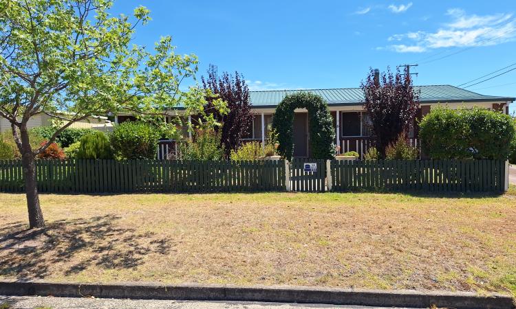 Tidy 3 Bedroom Brick Home - Good Location.