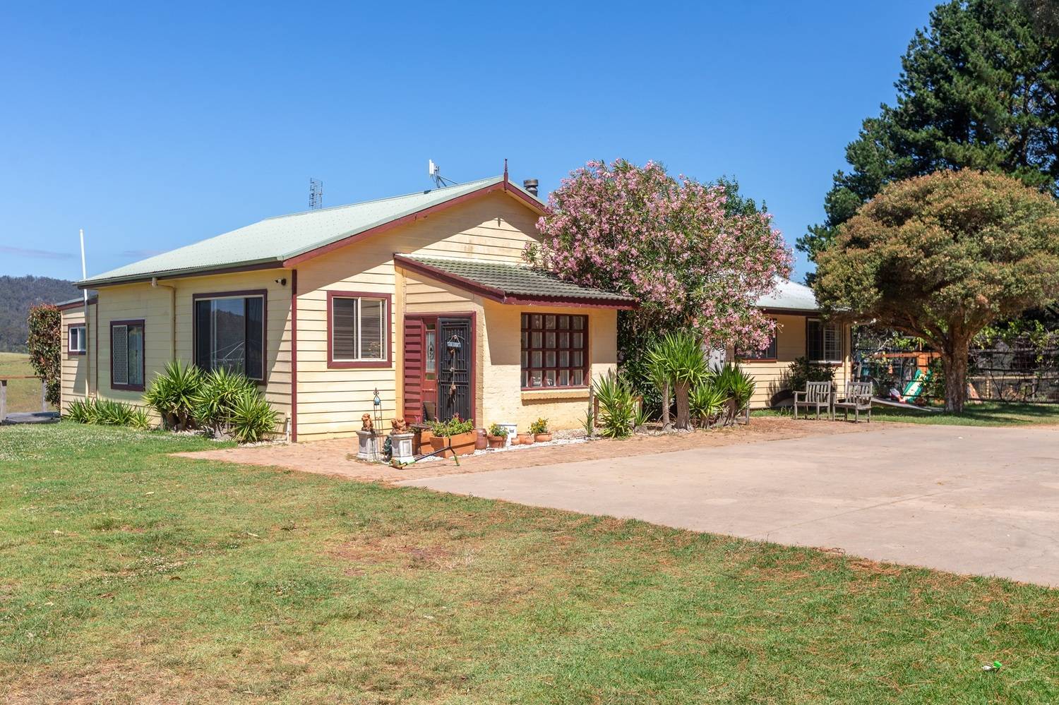 135 Ruggs Rd, Nethercote, Nethercote - Image 1