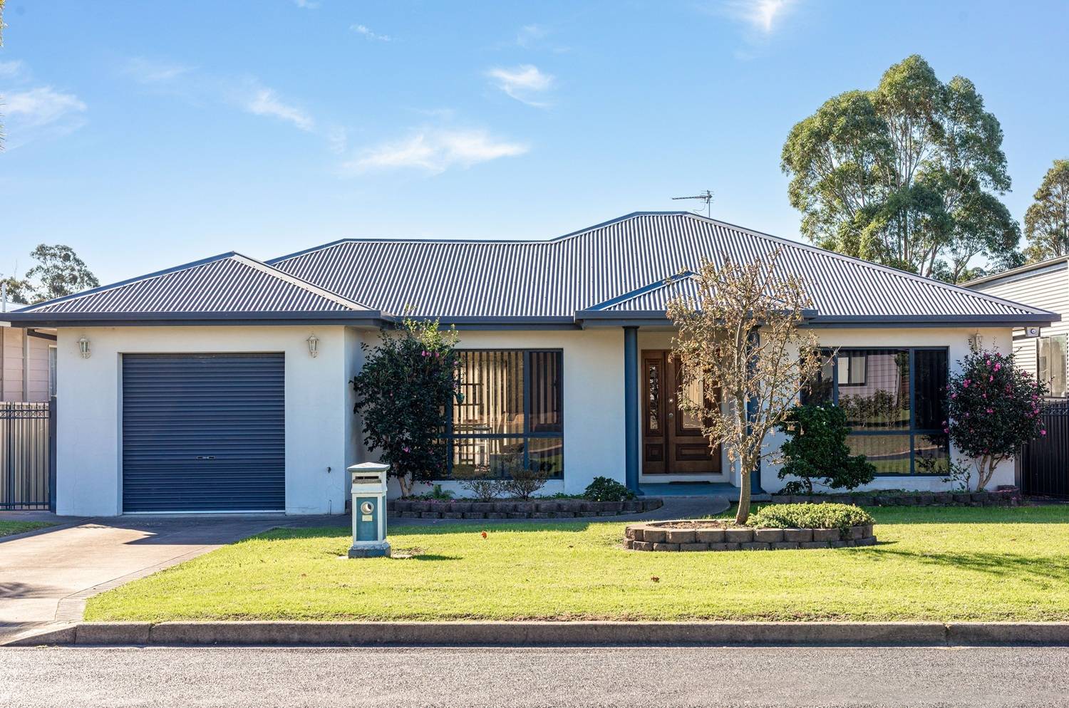 25 Lakeside Drive, Eden, Eden - Image 1