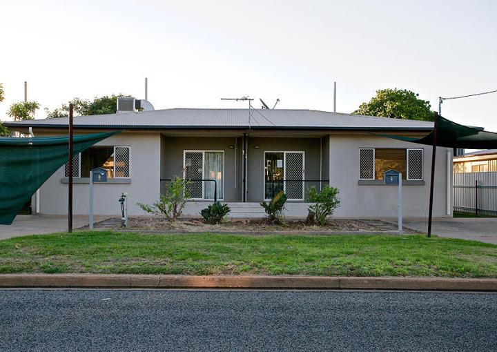 15 Milthorpe Drive, Mount Isa