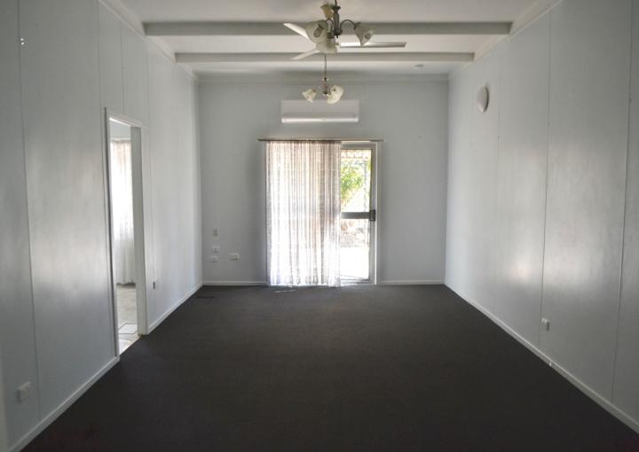 9 Fern Street, Mount Isa