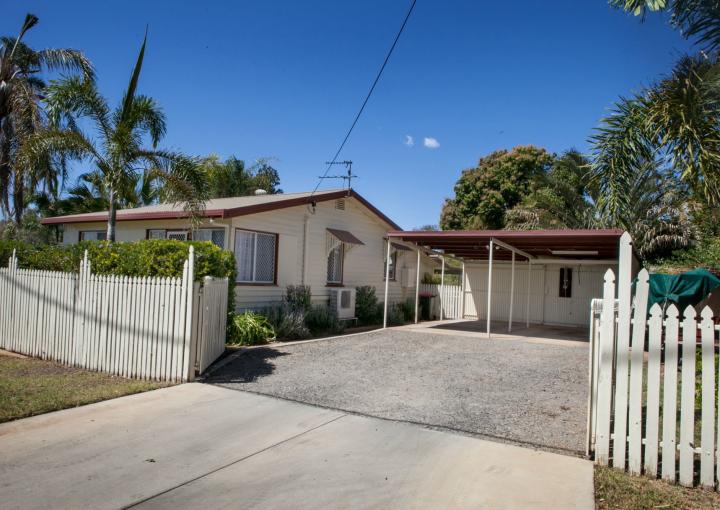 11 Gum Street, Mount Isa