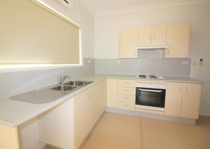 Unit 1/16 Boyd Parade, Mount Isa