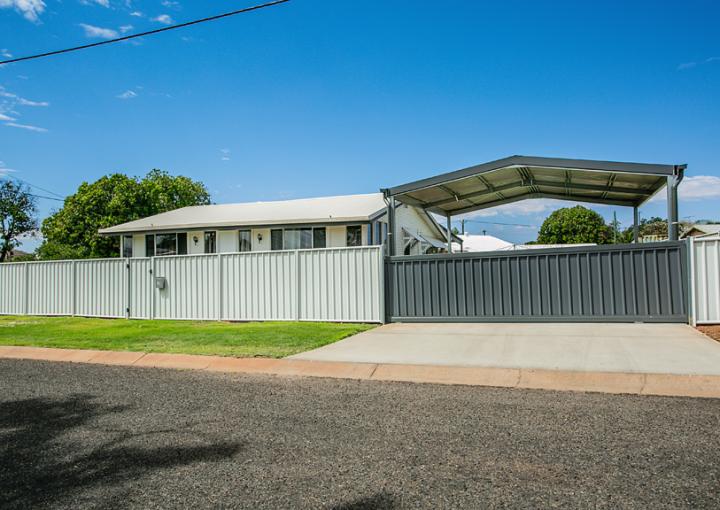 15 Camphor Street, Mount Isa