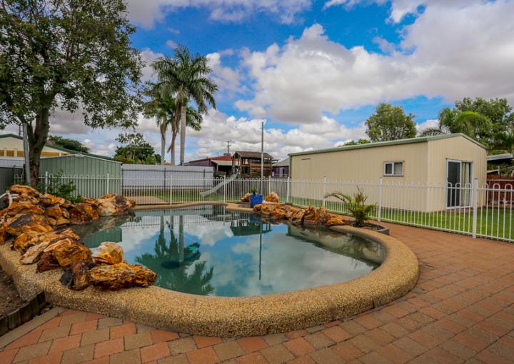 24 Emmalyn Cl, Mount Isa