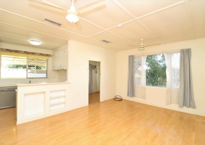 16 Salamaua St, Mount Isa