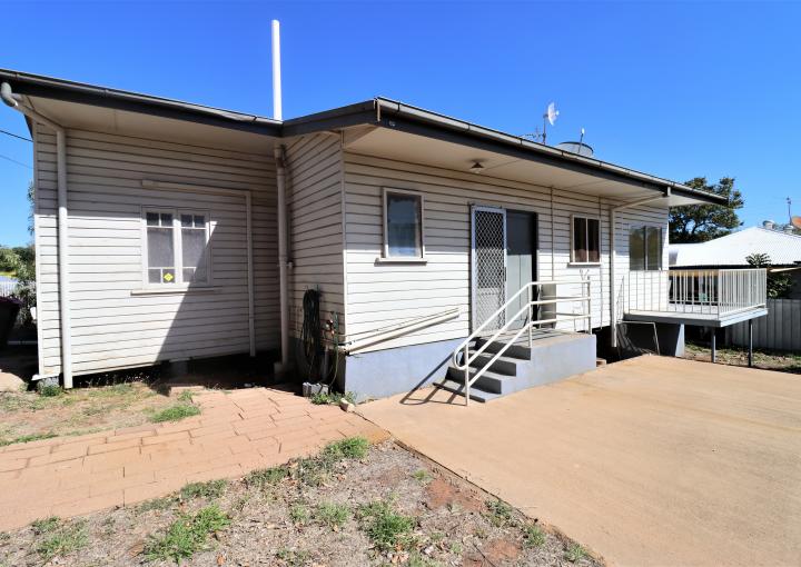 4 Larch St, Mount Isa