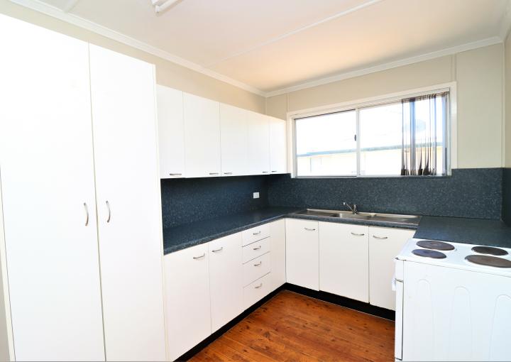 3 Kyrie Avenue, Mount Isa