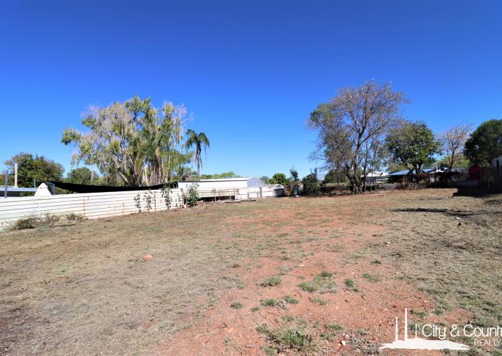 11 Thirteenth Avenue, Mount Isa