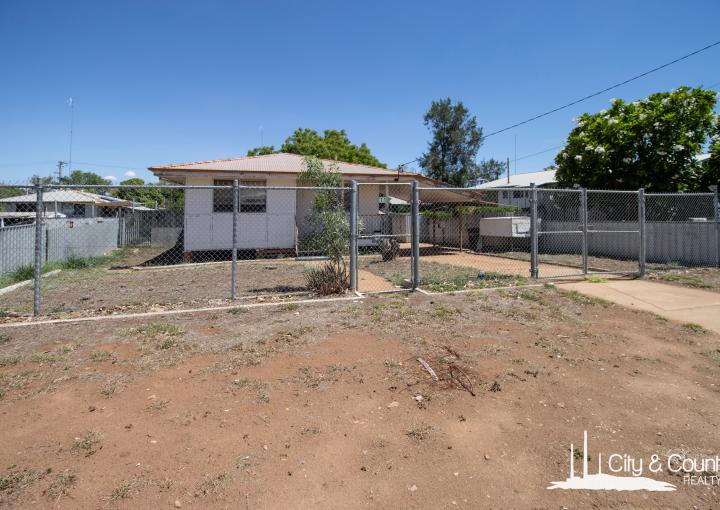 11 Delacour Drive, Mount Isa
