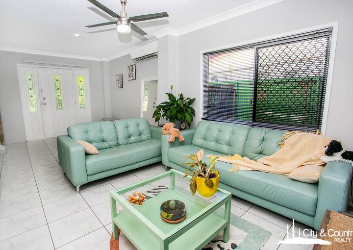 15 Hinkler Cres, Mount Isa