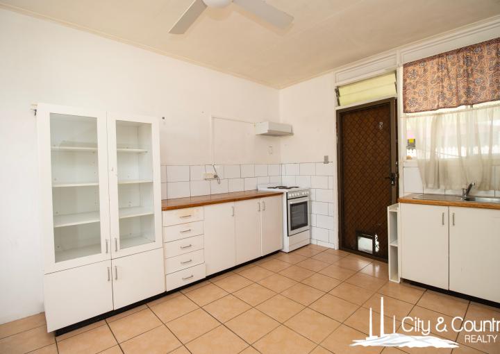 33 Deighton Street, Mount Isa