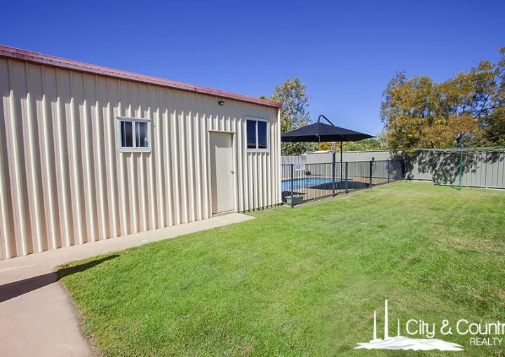 67 Brett Avenue, Mount Isa
