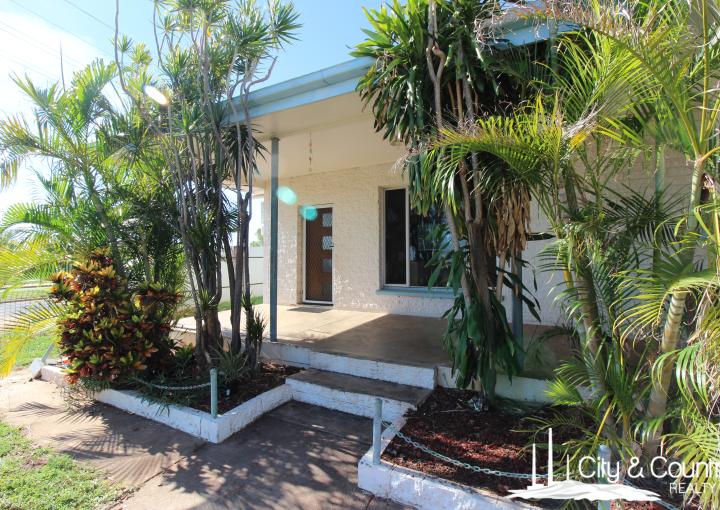 1 Hinkler Crescent, Mount Isa