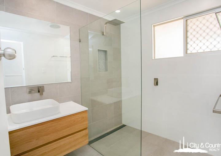5 Alpha Ave, Mount Isa