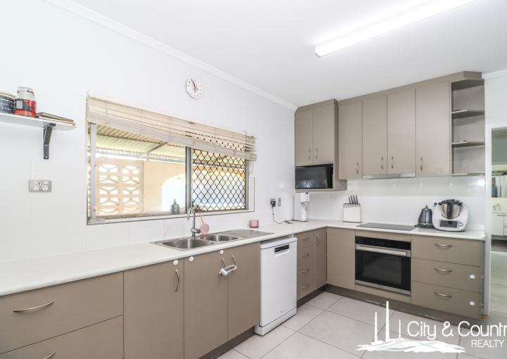12 Elliott Avenue, Mount Isa