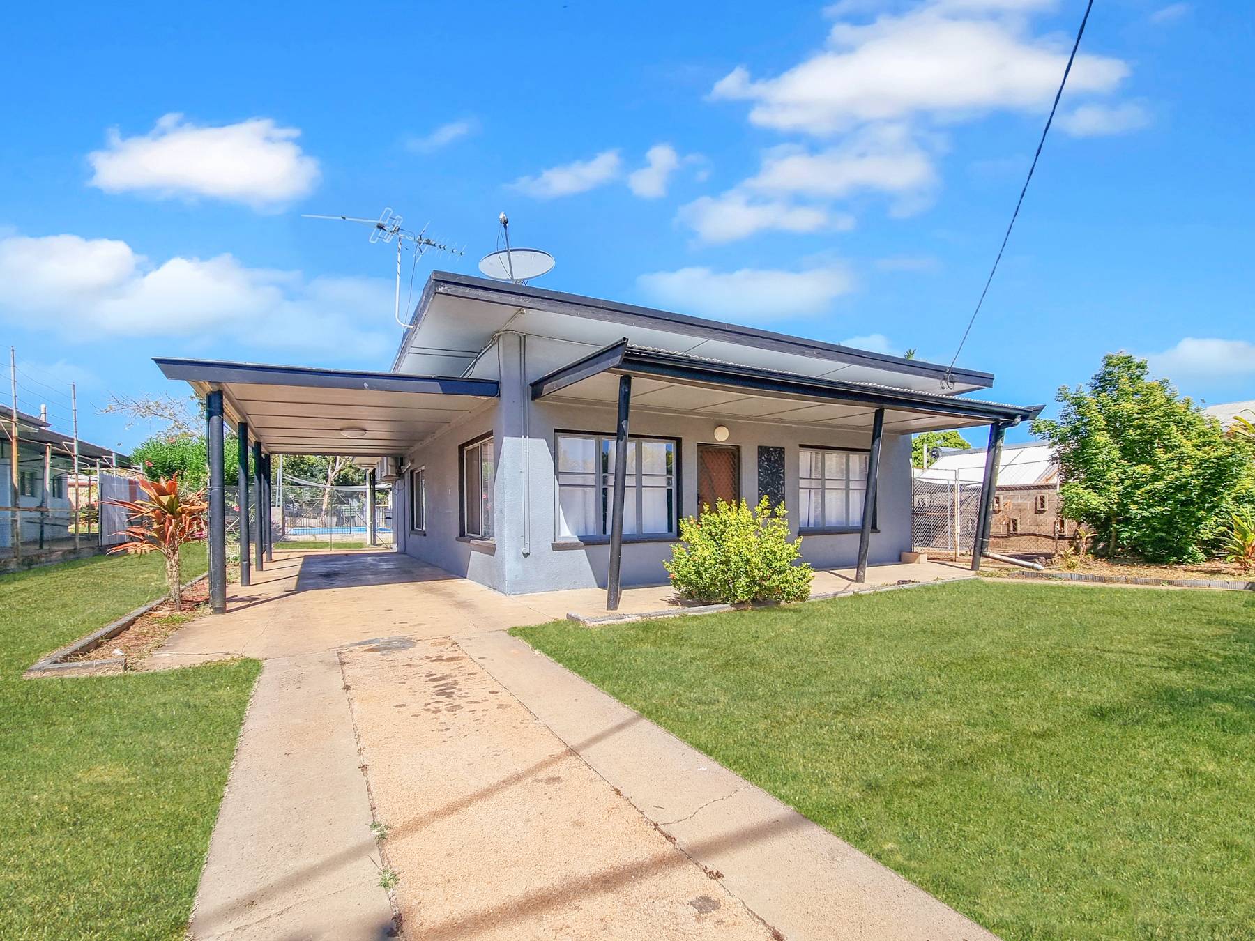 65 Joan Steet, Mount Isa, Mount Isa - Thumbnail 3