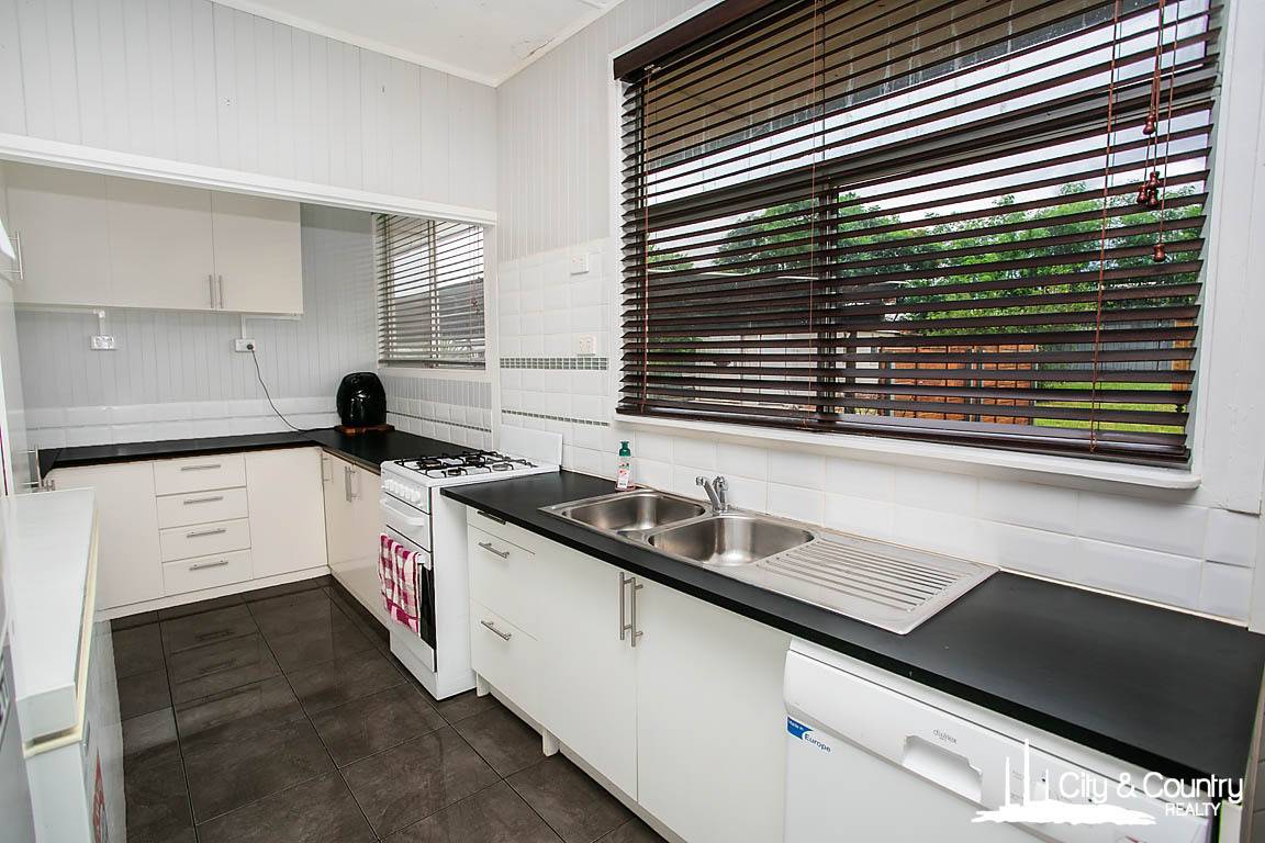 3 Labuan St, Mount Isa, Mount Isa - Thumbnail 2