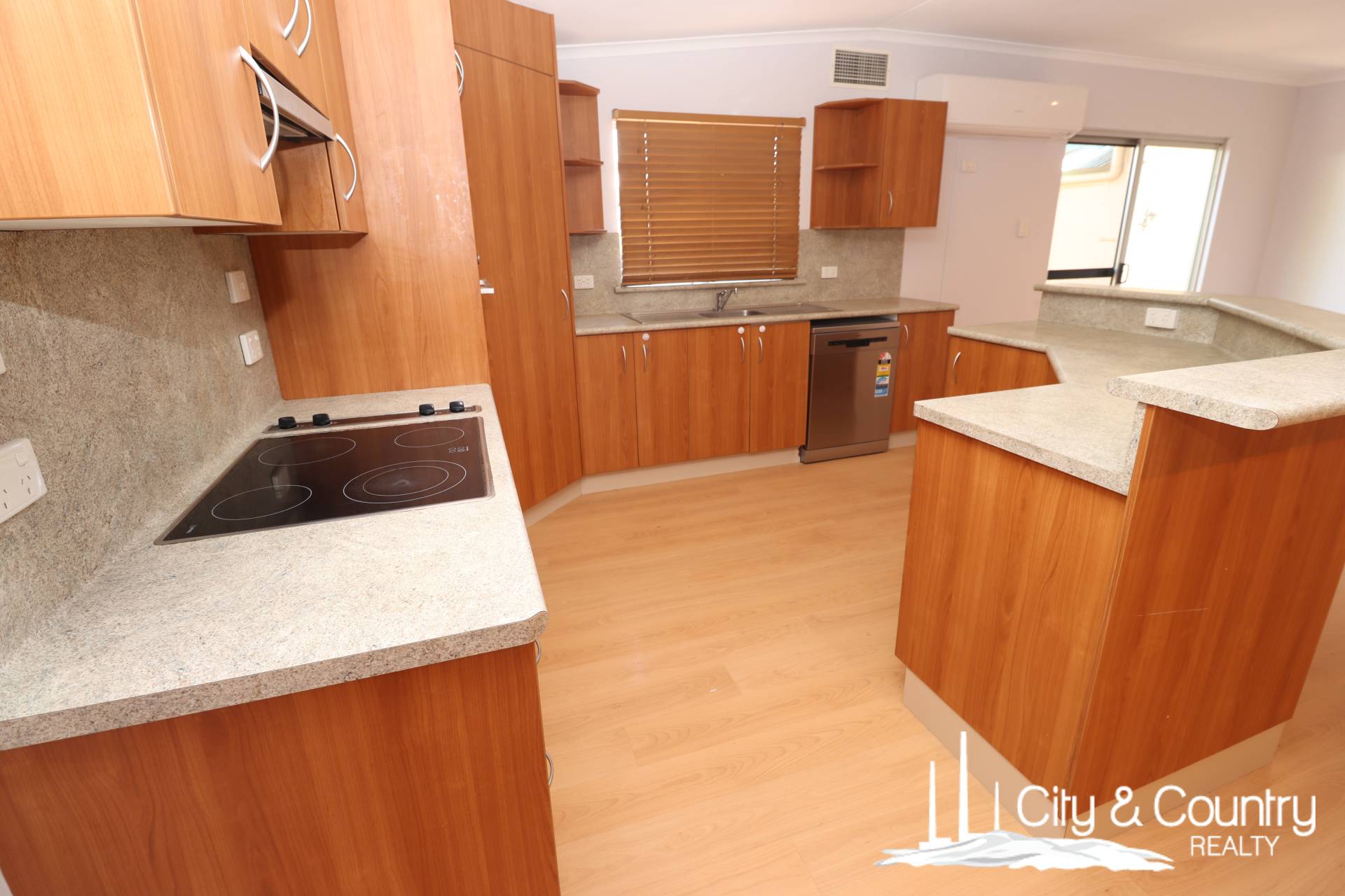 101 Butler Street, Mount Isa, Mount Isa - Thumbnail 2