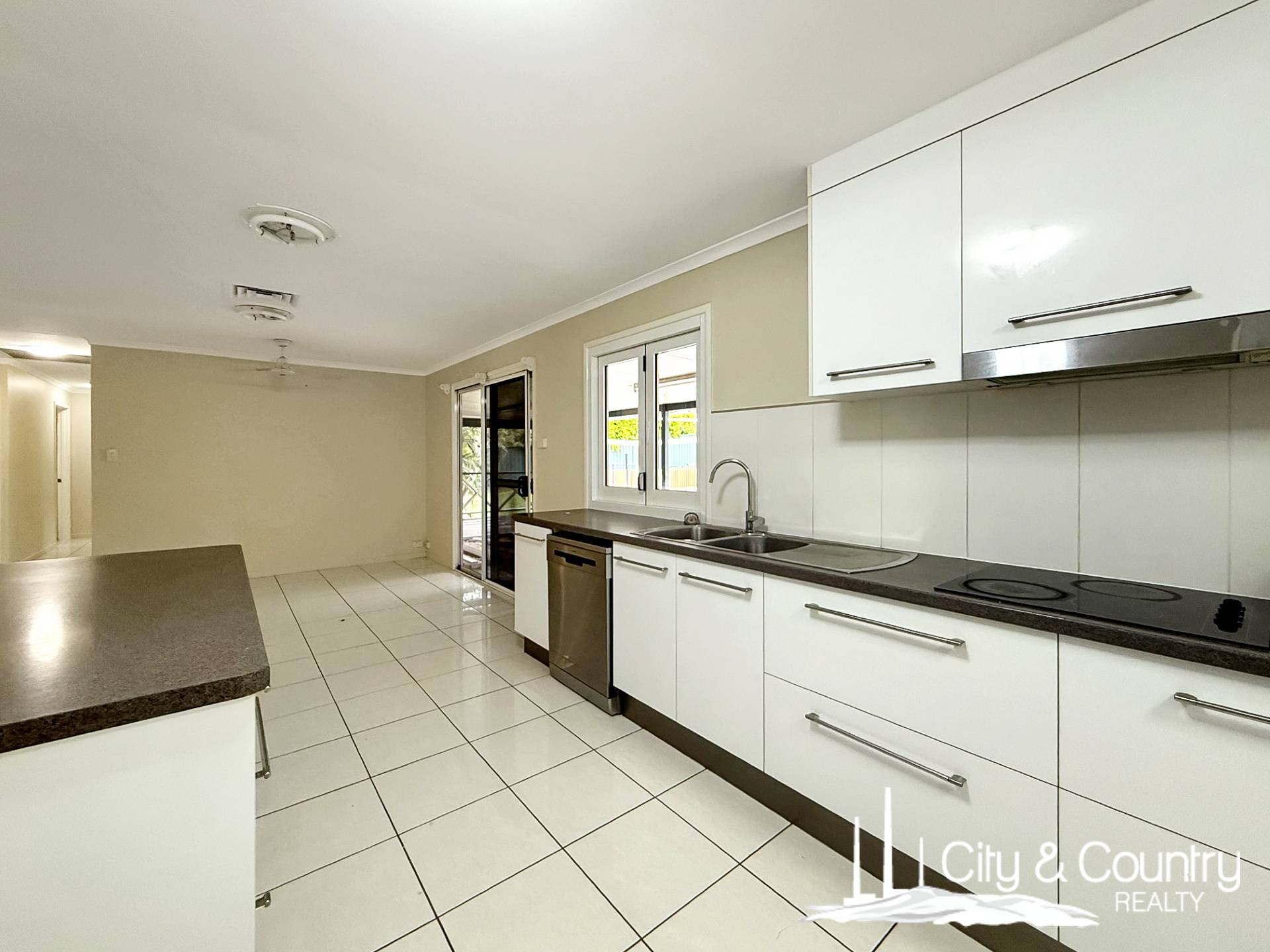 23 Paterson Crescent, Mount Isa, Mount Isa - Thumbnail 5