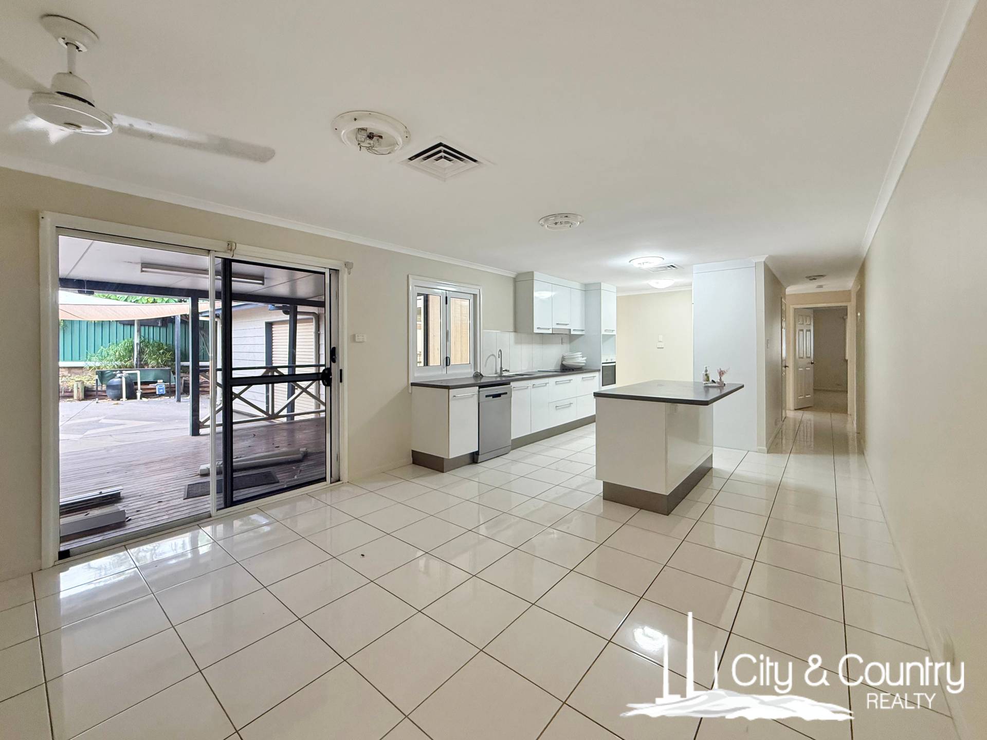 23 Paterson Crescent, Mount Isa, Mount Isa - Thumbnail 6