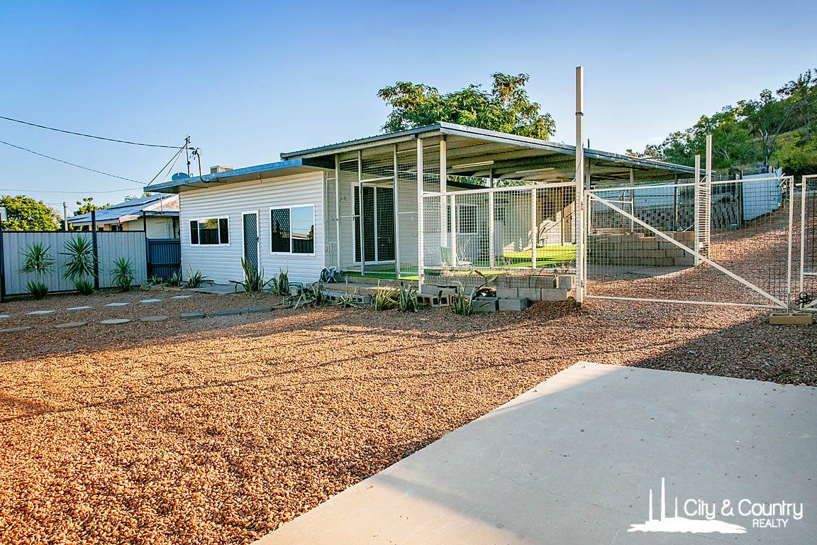 29 Deighton Street, Mount Isa, Mount Isa - Thumbnail 2