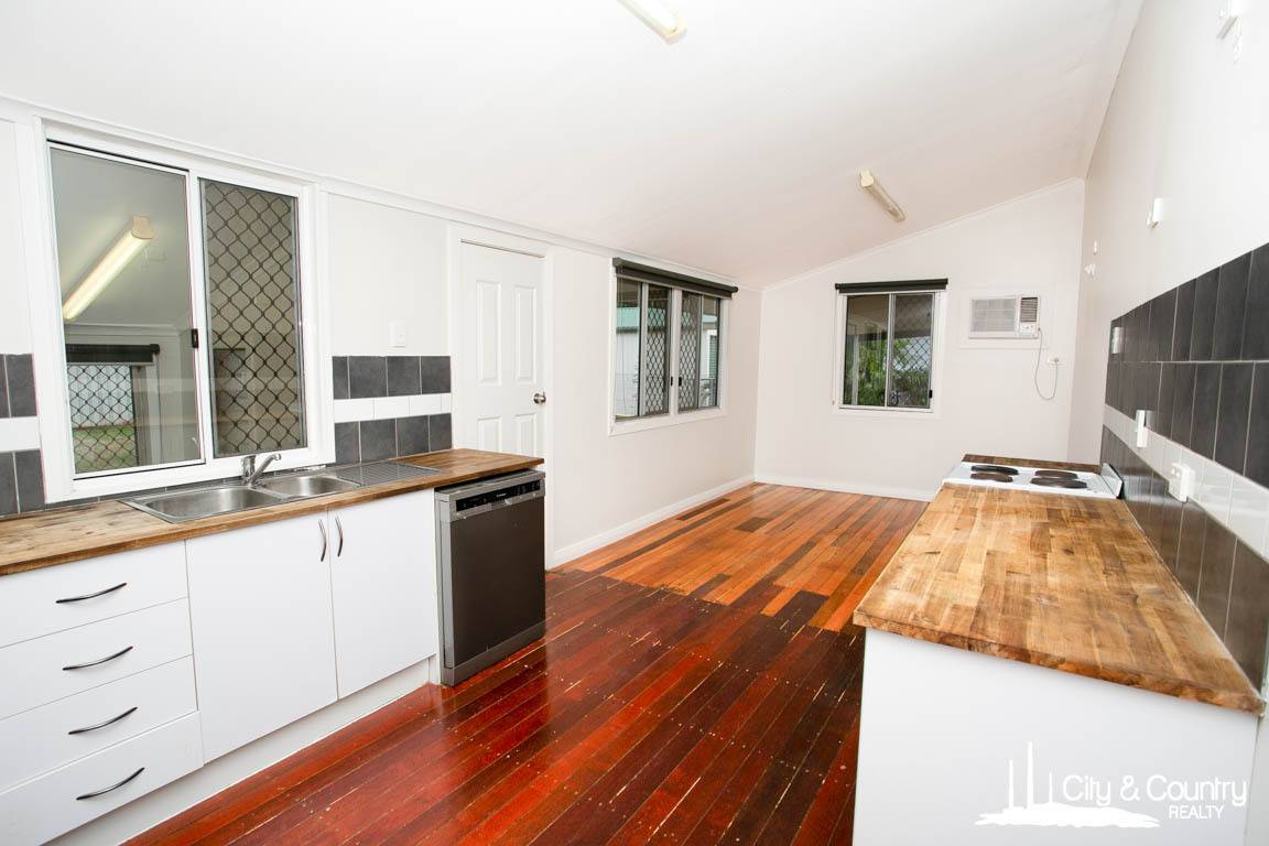 4 Harban Street, Mount Isa, Mount Isa - Thumbnail 4
