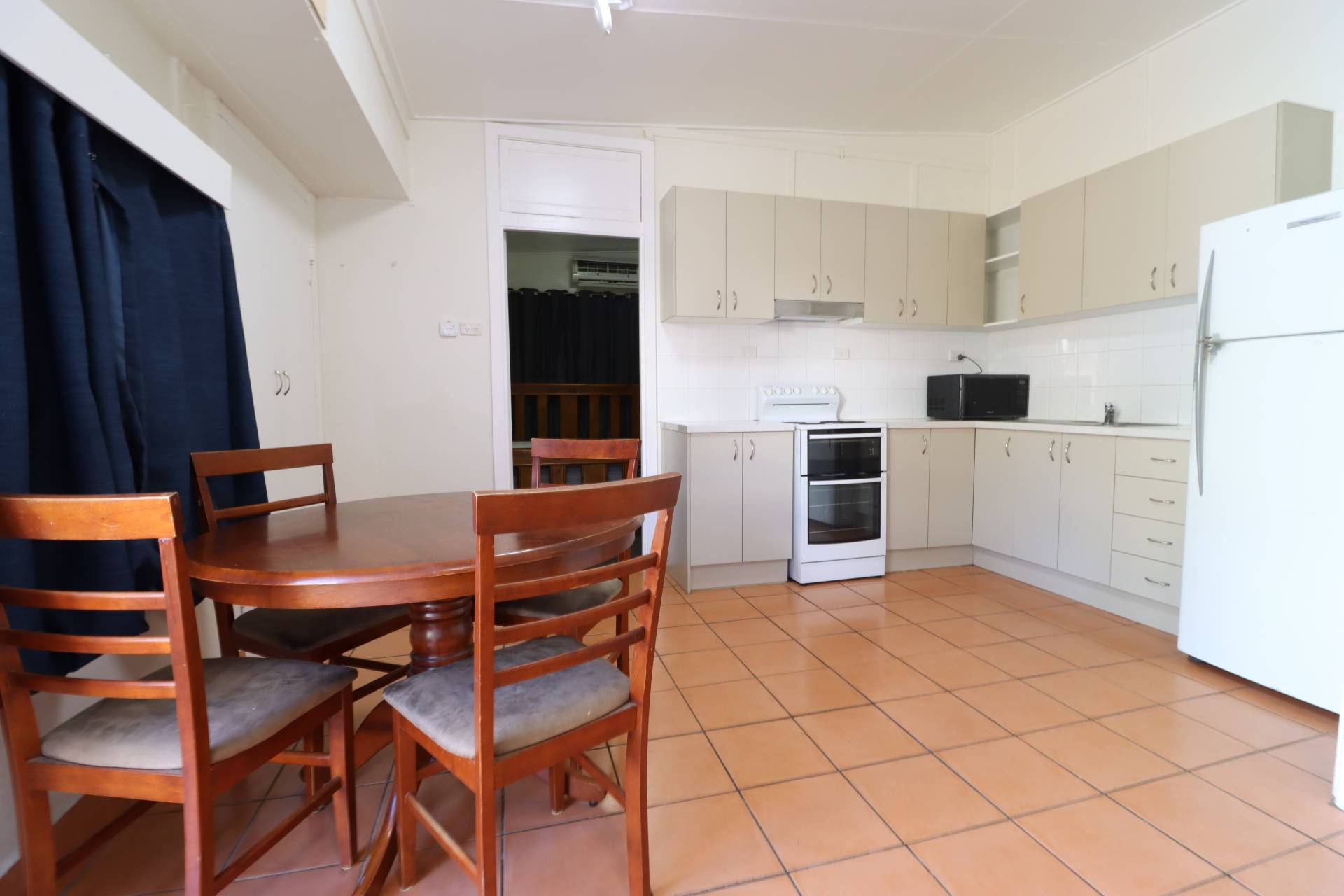 Unit 2, 16 Sixth Avenue, Mount Isa, Mount Isa - Thumbnail 6