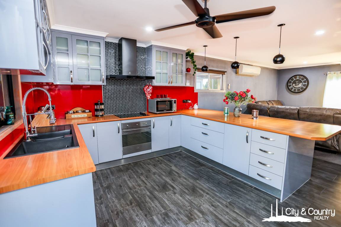 47 Cook Crescent, Mount Isa, Mount Isa - Thumbnail 2