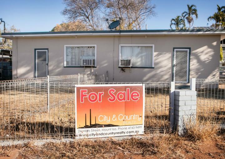 Unit 1&2/, 25 Alfred Street, Mount Isa
