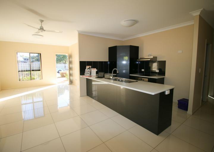 2, 100 Fourth Avenue, Mount Isa