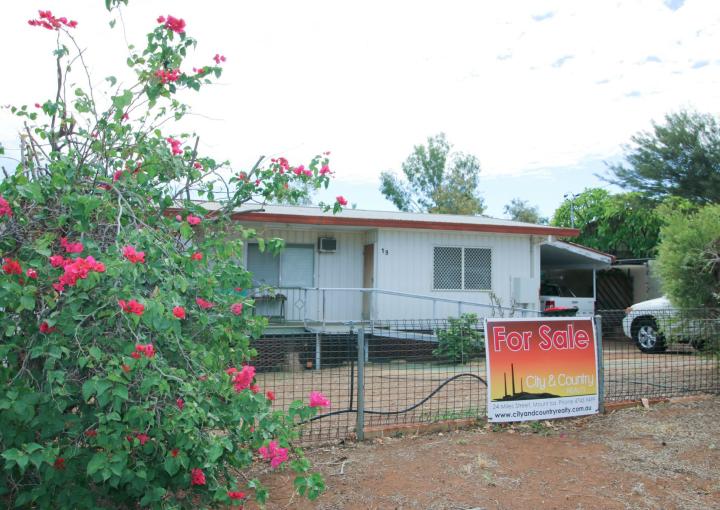 19 Paterson Crescent, Mount Isa