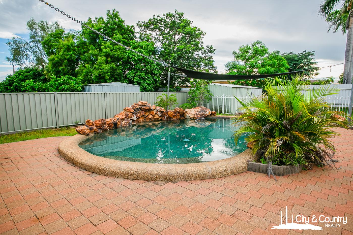 24 Emmalyn Cl, Mount Isa