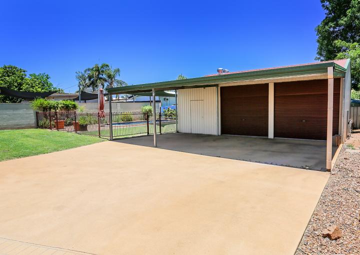 24 Noakes Ave, Mount Isa