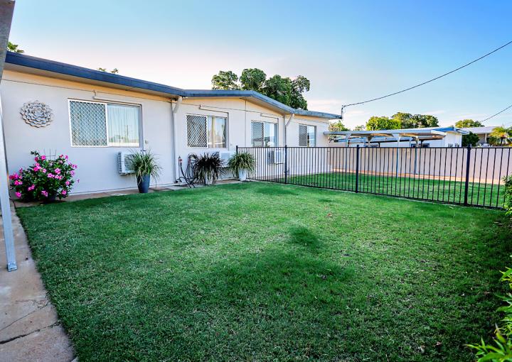 Unit 1 & Unit 2, 3 Shannon St, Mount Isa